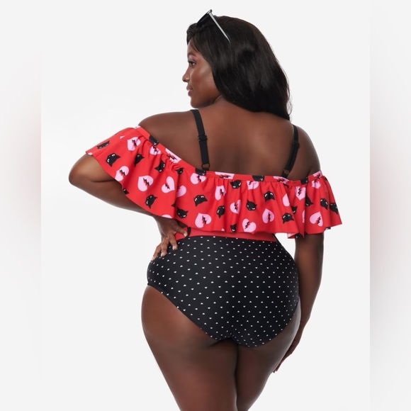 Unique Vintage x Emily the Strange bikini bottoms - Picture 2 of 6